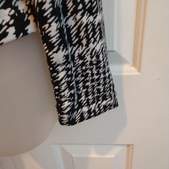 Anne Klein jacket small gently used - Picture 5 of 9